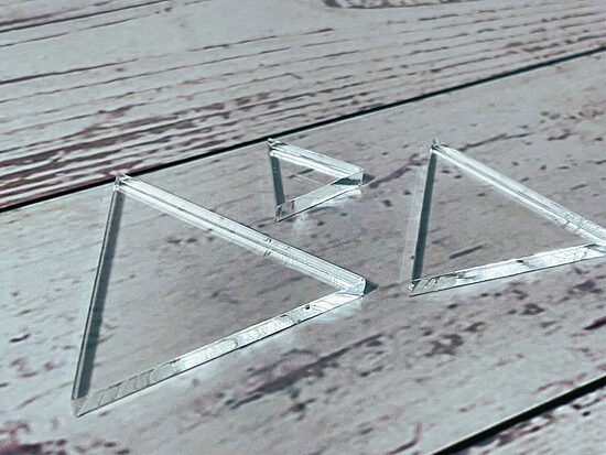 Akrilinė forma "Trikampis2"