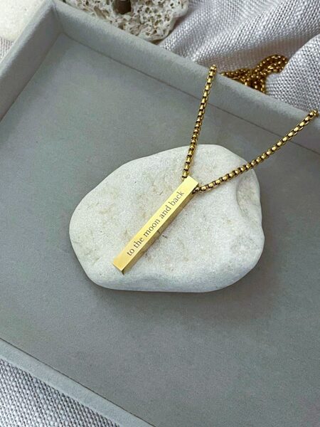 Kaklo papuošalas "to the moon and back"