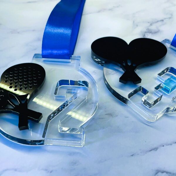 AKRILINIAI MEDALIAI. Individualūs užsakymai. Kaina nuo 4 Eur.