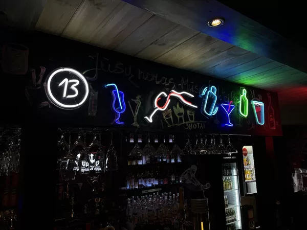 Neoninės iškabos